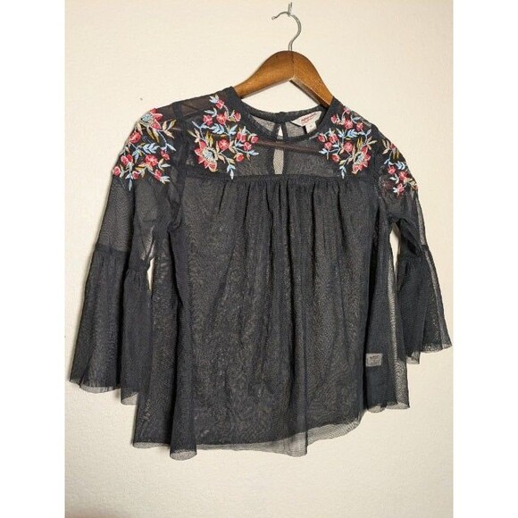 Black Sheer Mesh Embroidered Bell Sleeve Boho Festival Top Size XS Arizona Jeans - Picture 2 of 9